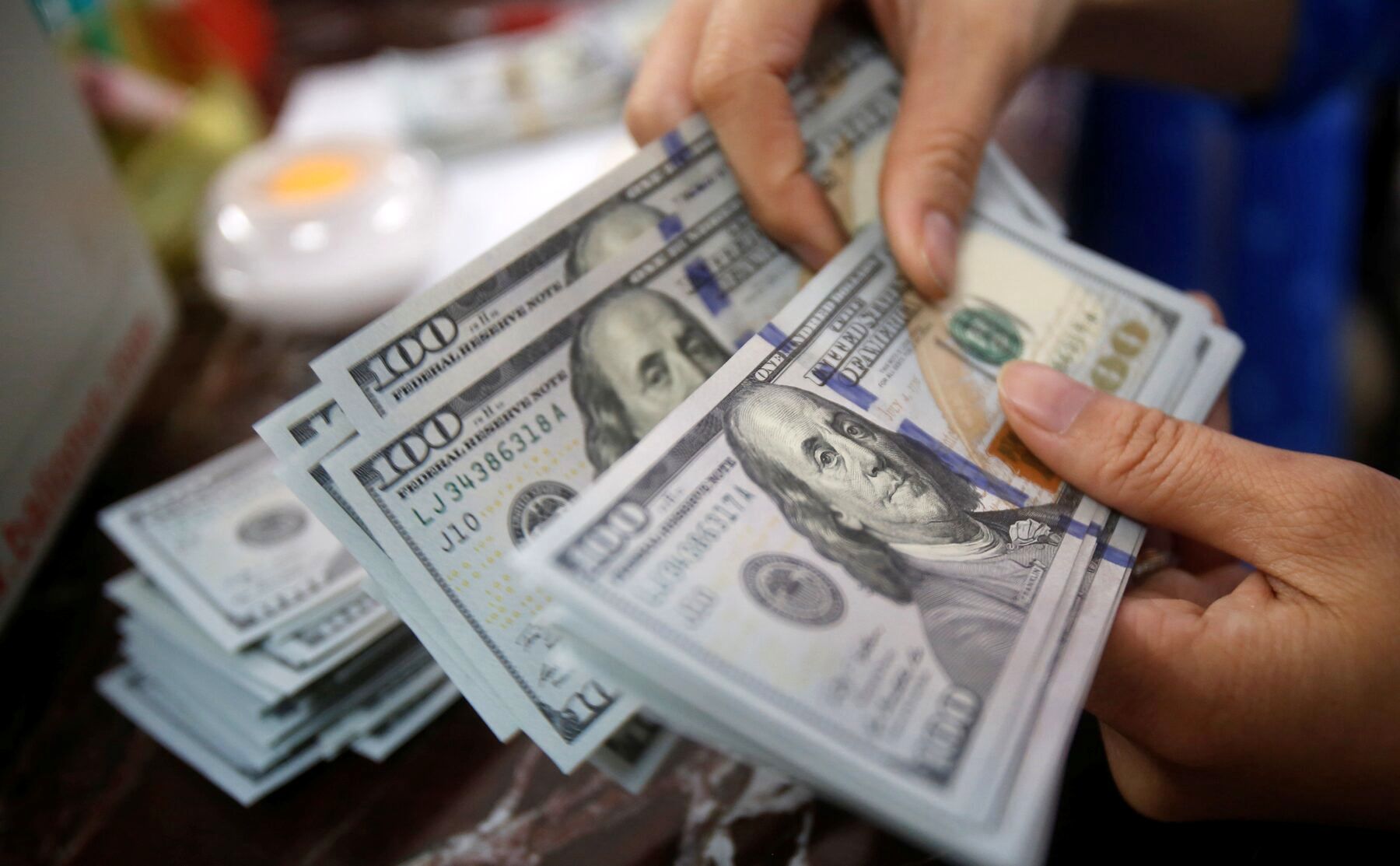 تضعیف دلار تا پایان ۲۰۲۶ پیش‌بینی شد